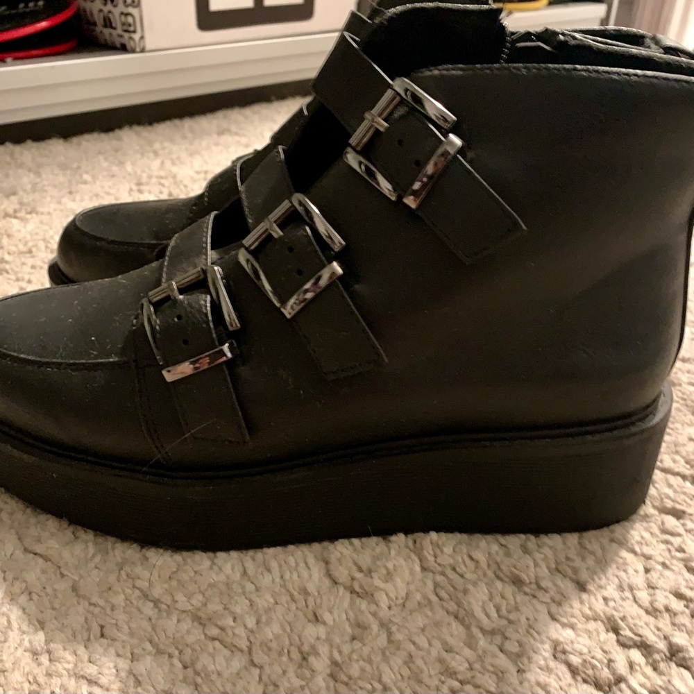 ASOS Design Ahoy chunky buckle ankle boots in BLACK - Picture 9 of 10